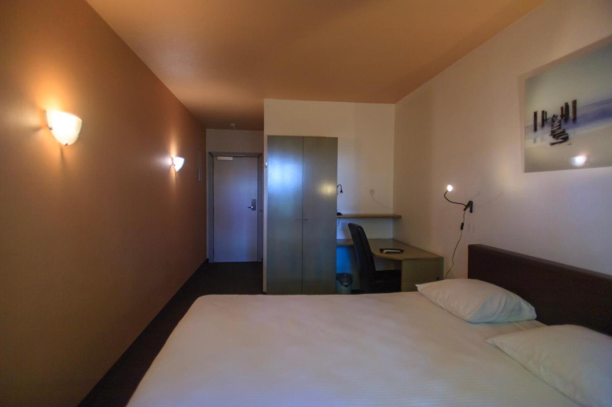 St-Janshof Hotel Waregem Exteriör bild