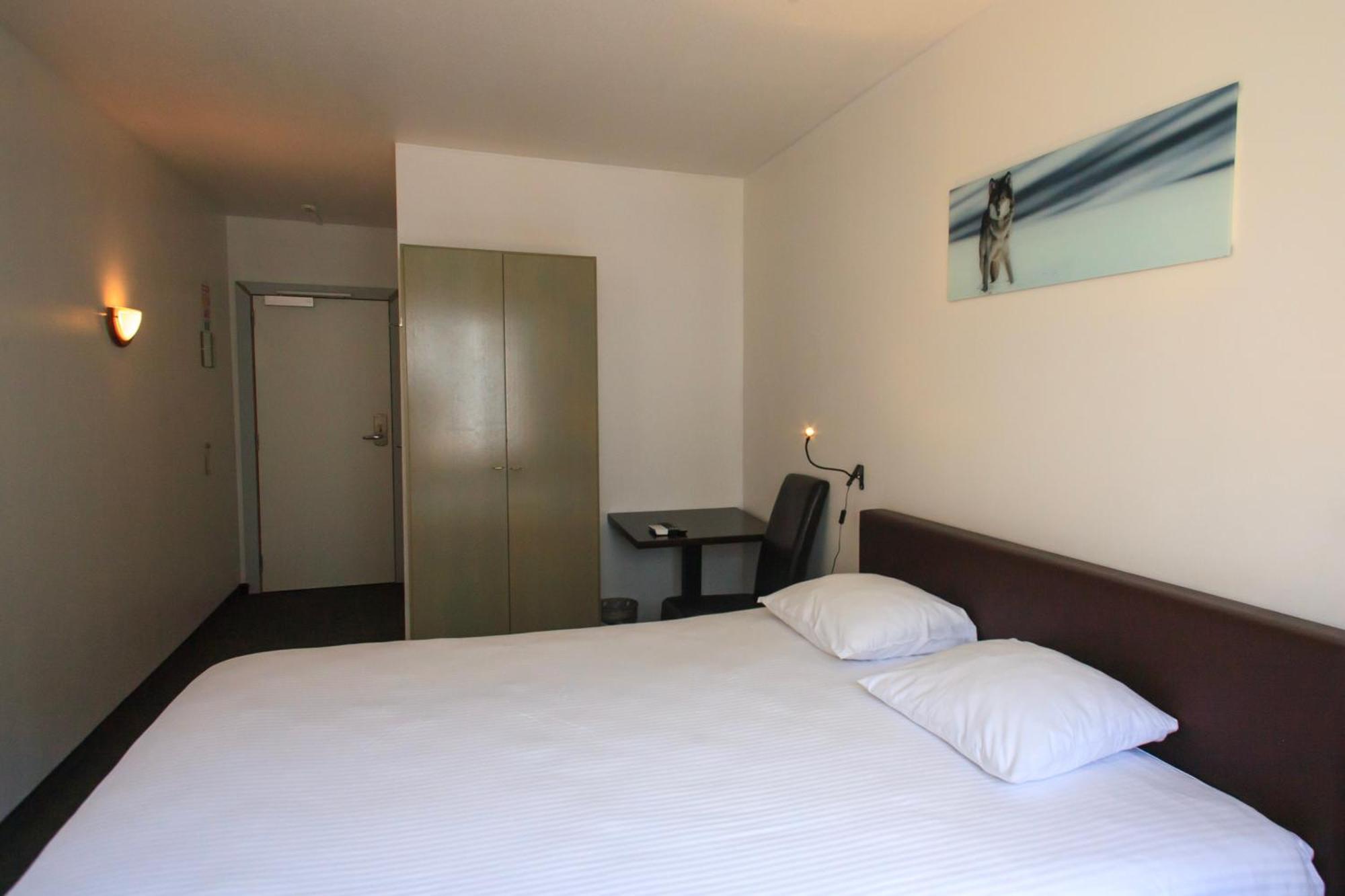 St-Janshof Hotel Waregem Exteriör bild